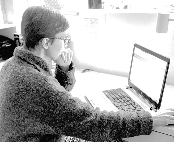 LiterallyMagpie's tweet photo. Seems like Lisa Marie Rhody
https://t.co/Y2QTIYUXZz
put #DHEdinb grrls on fire: women in computing count!
(Little bird told me ;) https://t.co/uZCODD7tec