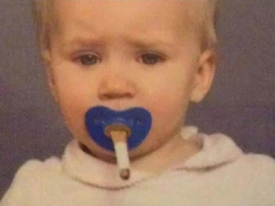 Türkiye'de yaşamak hiç stresli değil.

Ali 2 yaşında ;