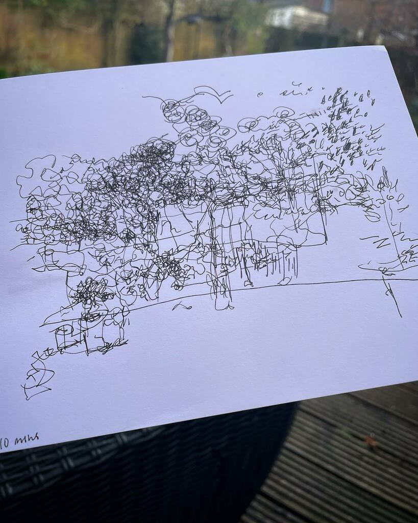 Morning meditative drawing, using a 10 minute space to draw without looking , what’s remembered and felt. The birds were particularly vocal

#drawingblind
#listening 
#observation
#markmaking 
#entanglement 
#space
#time
#mattering