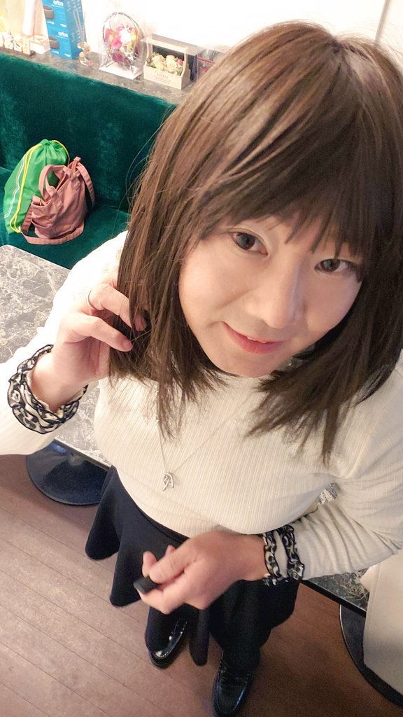 ayamomo1023's tweet photo. 今日で生後４ヶ月です👧
加速度的に時間が過ぎます。
今は女子高生位の気分です🥰
アラフィフパパなのにJKなの🤭というツッコミなしでね💦
多くの方との出会いやつながりに本当に感謝しています😊
マイペースながらも、せっかくなので女装沼にどっぷり浸かります💕
これからもよろしくお願いします😊 https://t.co/0G9Wbotd9A