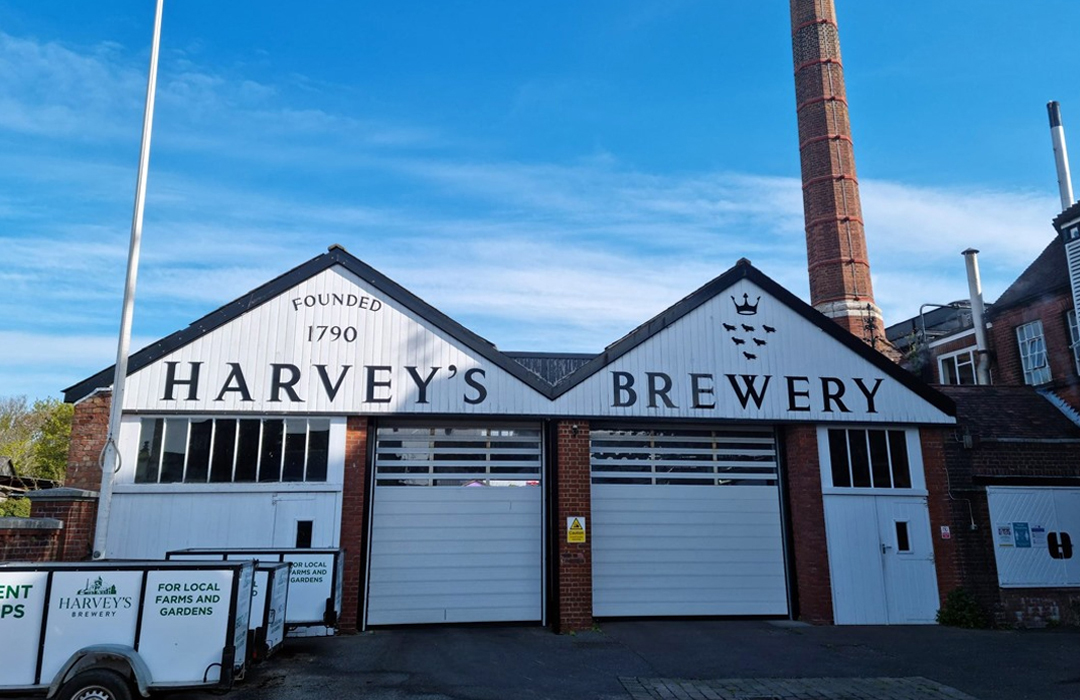 Good Morning from the Brewery! 🌞

A welcome sight today, the sun returning after Storm Eunice and Franklin.  Spring is on the way folks! 🌻💙

#goodmorning #blueskies #sunshine