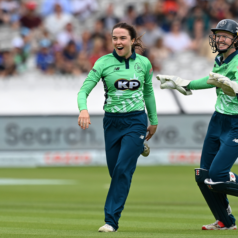EssexCricket's tweet photo. 💯 @VilliersMady, @DanLawrence288, @samcook09 and new signing, @mattcritchley96, have all been retained by their respective teams in the 2022 edition of the Hundred.

Read More ⤵️⤵️⤵️