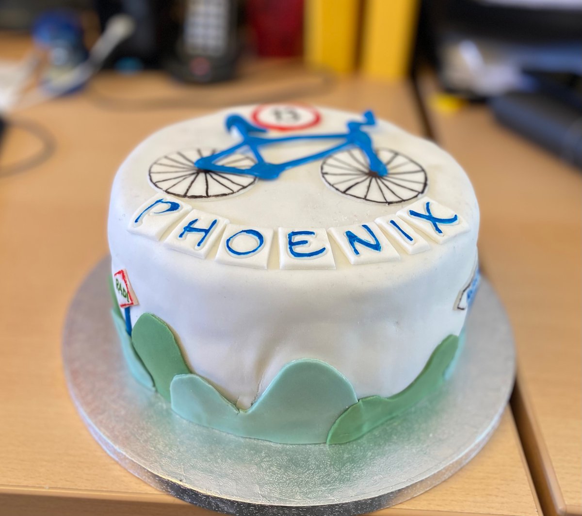 BethanyPrashar's tweet photo. Another birthday cake from @FreeCakesSheff for one of our newer families at the service. What’s a birthday without cake? 🎂 https://t.co/oDw4hq63PQ