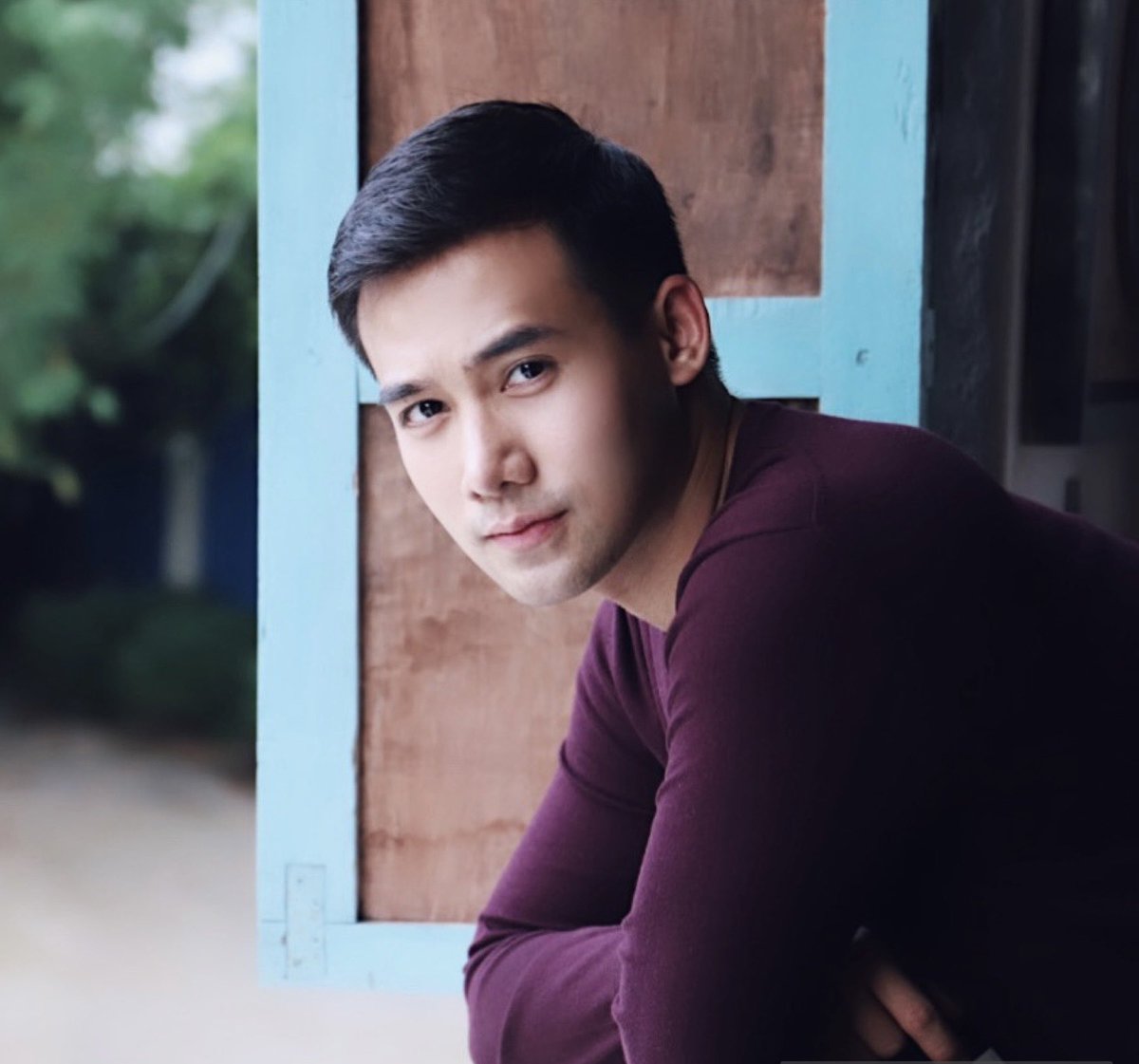 akosiKenChan's tweet photo. if you have a minute, why don’t we go. Talk about it somewhere only we know? https://t.co/RnQLF6CJoC