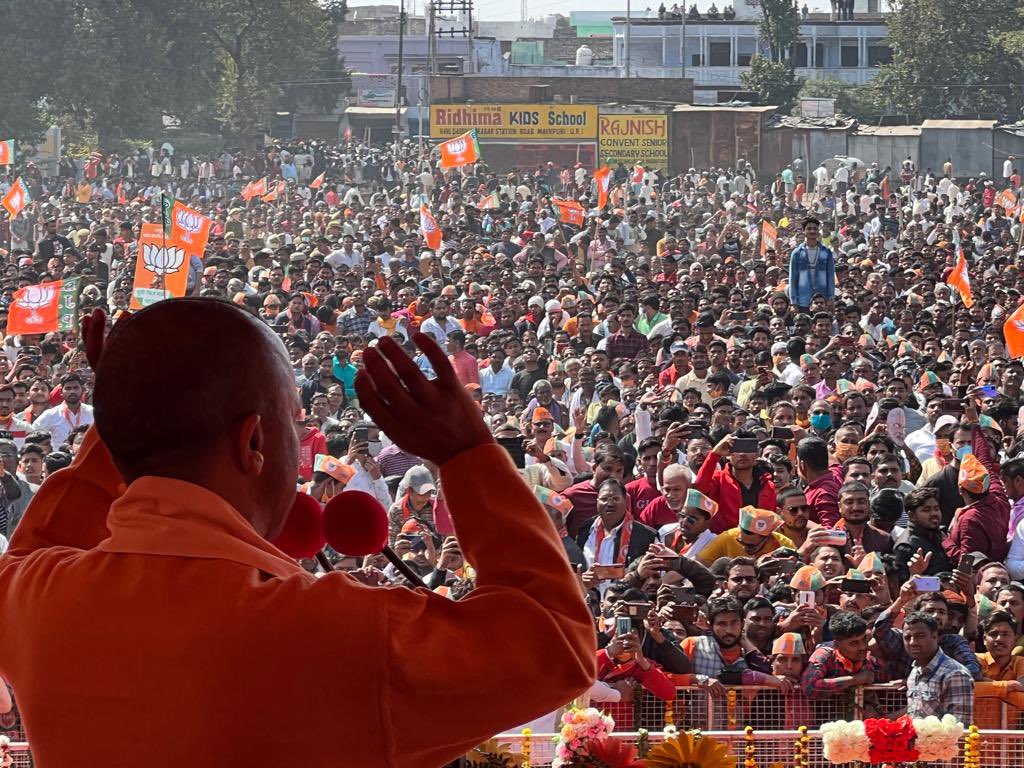 iSinghApurva's tweet photo. No Doubt #नहीं_आ_रहे_अखिलेश https://t.co/xdwGgGKTIS