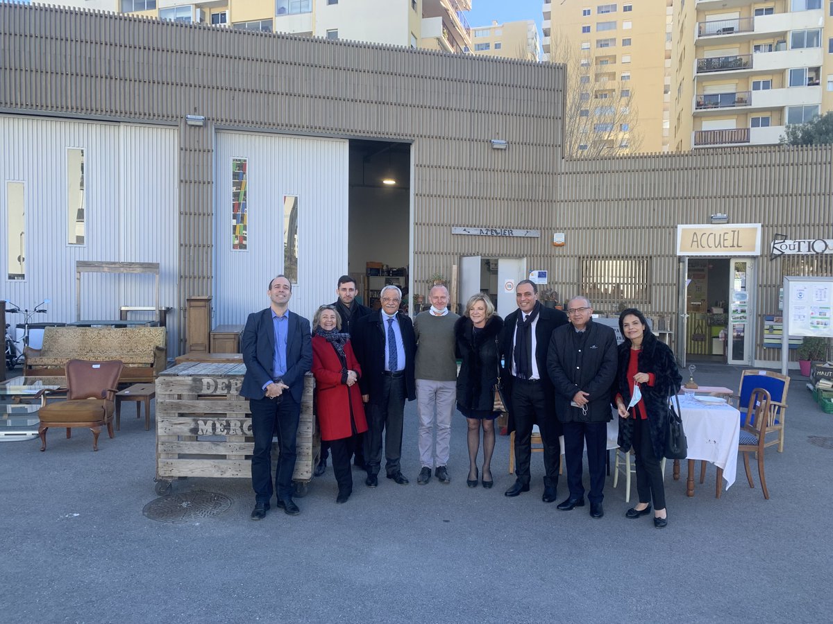 En présence <a href="/AgnesRampal/">Agnès Rampal</a> et <a href="/PPLeonelli/">Pierre-Paul Léonelli</a> visite de la recyclerie des moulins. L'occasion de montrer une installation de tri, de réemploi et de valorisation des objets manufacturés usagés pour promouvoir une économie sociale et solidaire.

<a href="/_AViTeM/">AVITEM</a> <a href="/MetropoleNCA/">Métropole Nice Côte d'Azur</a> <a href="/EuromedCities/">Euromed Cities</a>