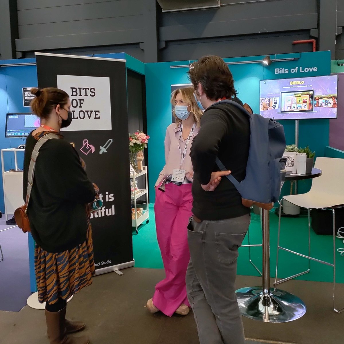 Bits of Love tweet media