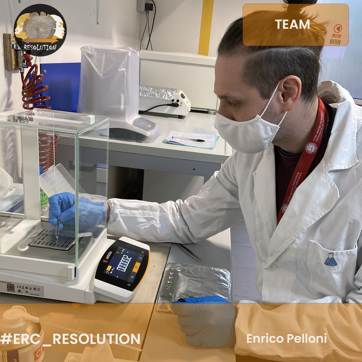 ERC_RESOLUTION's tweet photo. Let’s get to know WHO is the #BRAVHOlab!
Enrico is our newest #researchfellow for #erc_resolution @ERC_Research. He has joined the team this month and he will work with our technician @tasshells in the lab, as well as collaborating on #research for the entire team.
#archeology https://t.co/IkclQWb3BL