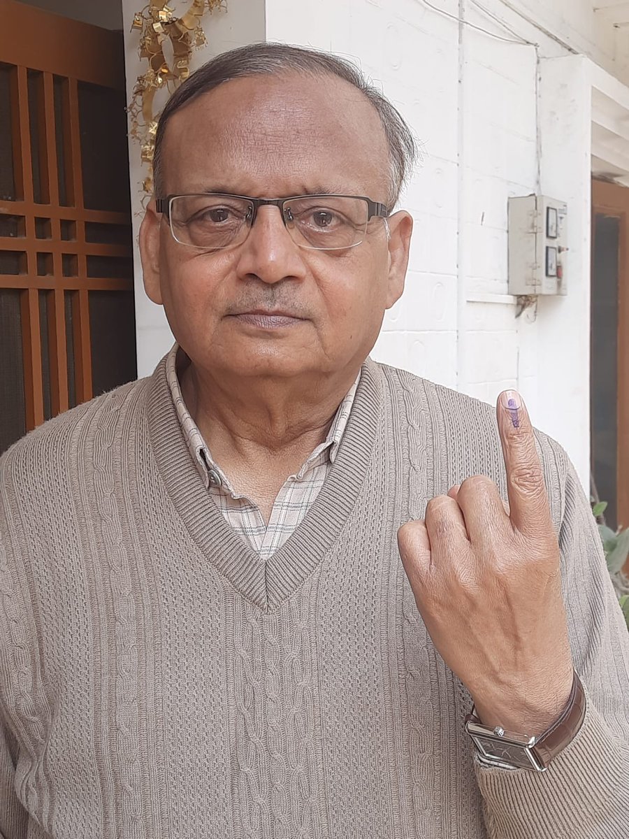 ceoup's tweet photo. उत्तर प्रदेश विधानसभा सामान्य निर्वाचन-2022
आप हैं जागरूक मतदाता
प्रदेश की उन्नति के भाग्यविधाता
...तो आओ हम सब मिलकर मतदान करें
लोकतंत्र का सम्मान करें...
#ECI
#विधानसभाचुनाव2022
#AssemblyElections2022
#GoVote
#GoVoteUP
#GoVoteUP_Phase4 https://t.co/YFhzgRFizK