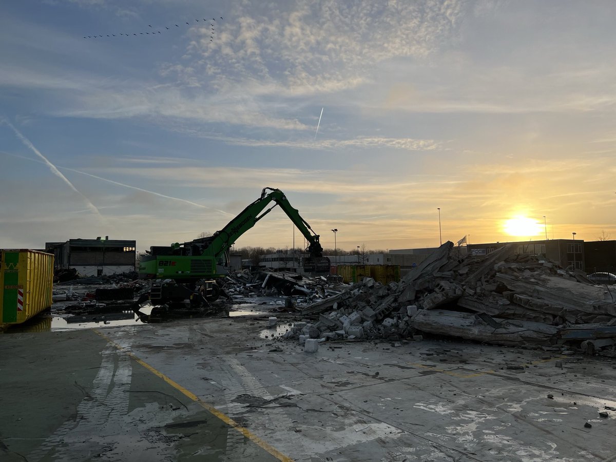 Roof2Roof (@roof2roof) on Twitter photo 