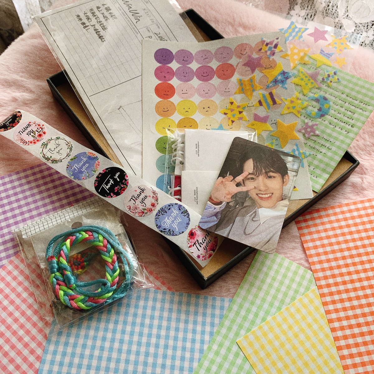 ddalgi_jem's tweet photo. thank you so much for trading with me, @kpoppedinch 😊 it was like opening a gift box with a free winwin pc HASHSHSBK sobrang dami 😂 I really appreciate the (super) secure packaging and how everything was meant to be reused with tabs and all! 🤍

#inchproofs https://t.co/eNdbmfnzoD