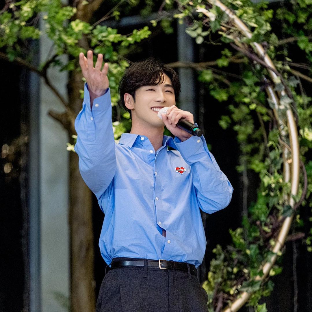 220223 BAEK UP
#뉴이스트 #NUEST #백호 #BAEKHO #강동호

뮤시즌 인스타
instagram.com/p/CaUSdvYPiF-/