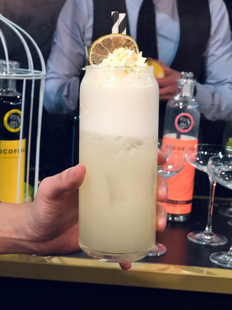 picofinoclub's tweet photo. Dos primeros días intensos en #Salenor 😎👌 Gracias a todos por el apoyo y las muestras de cariño. El sueño continúa… 🍸🤘🎩 #PicofinoWayOfLife https://t.co/2markR1BDP