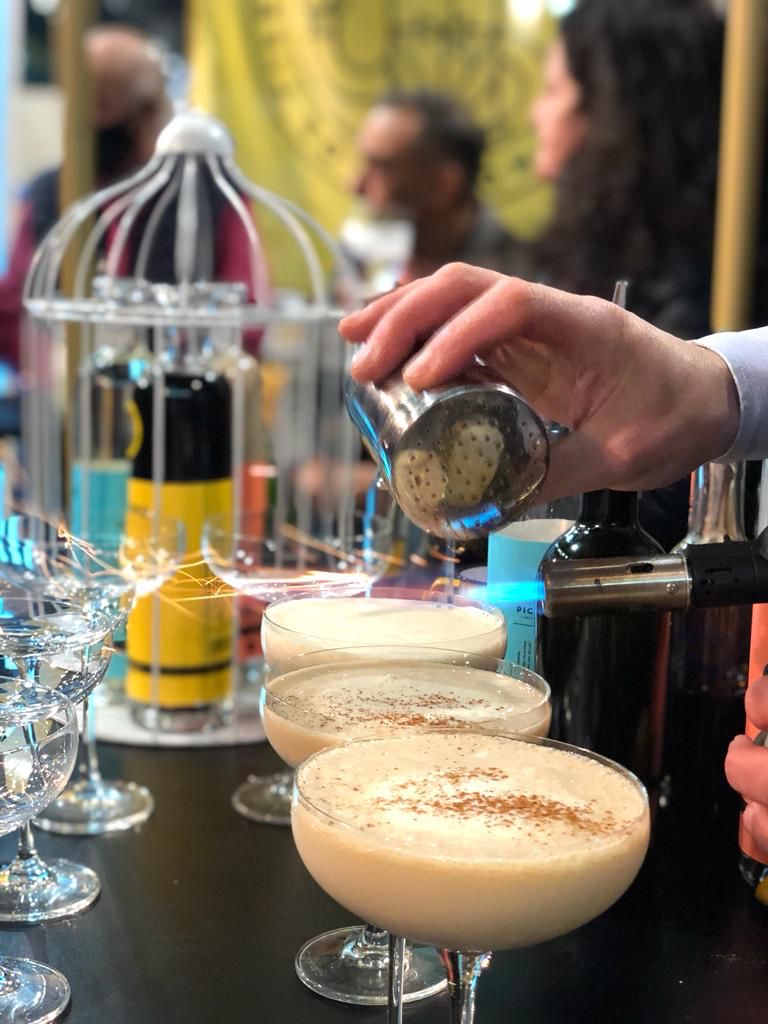 picofinoclub's tweet photo. Dos primeros días intensos en #Salenor 😎👌 Gracias a todos por el apoyo y las muestras de cariño. El sueño continúa… 🍸🤘🎩 #PicofinoWayOfLife https://t.co/2markR1BDP