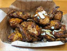 arohot10's tweet photo. @Kpop_ctzen @kokolee_12 @sook_0301 @chunee_1121 @arohot10 @tmlmiyagi1
@ddongchunee @malsook03 
I like Puradak (Korean chicken brand). It melts in my mouth. https://t.co/D3wIIQuVJm