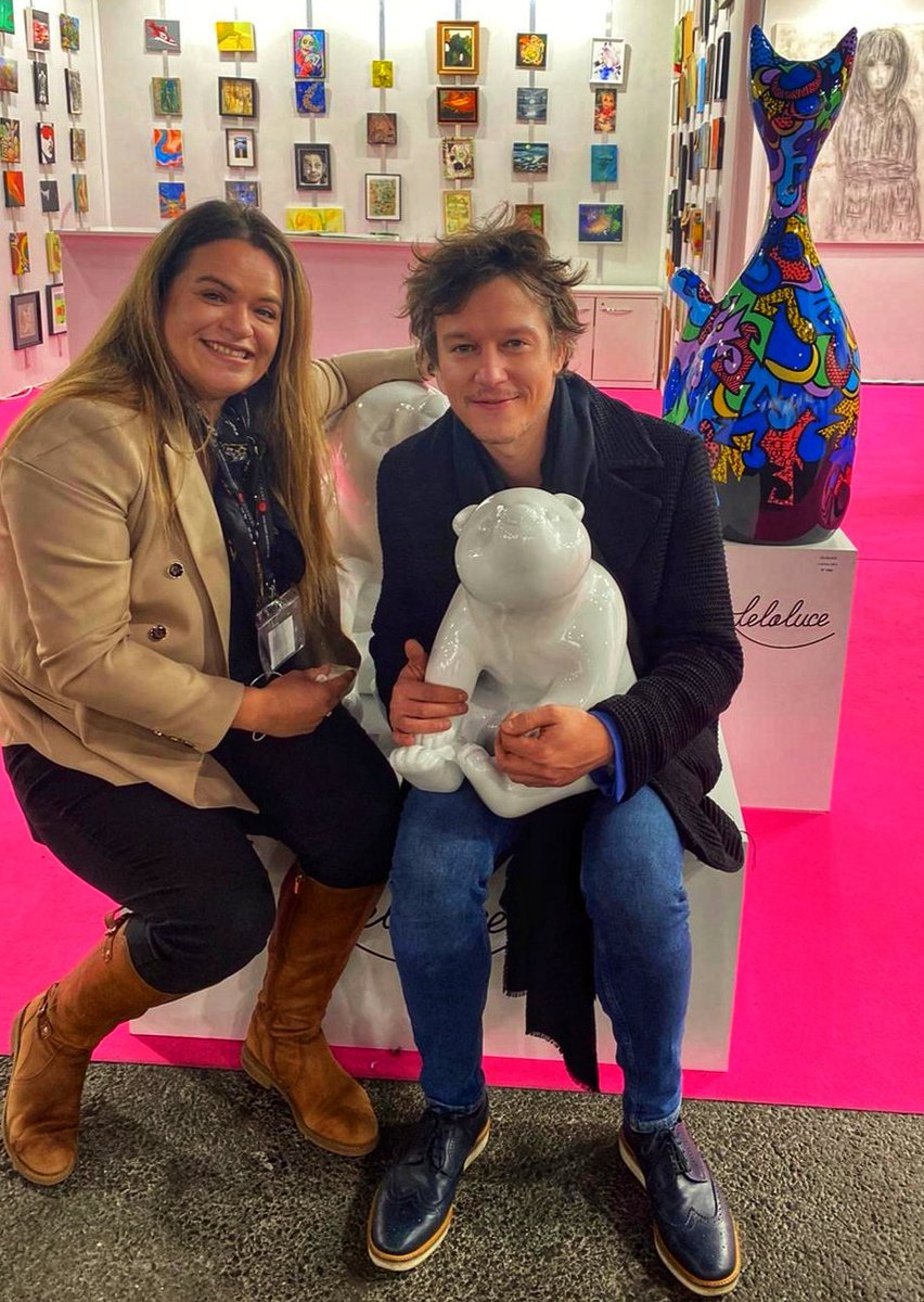 💕Merci merci 🙏🙏 Sidoine pour ce moment privilégié avec mon Lelobear 😁❤️
Un artiste que j'admire ! Cétait un honneur pour moi 😍🙏💕
Merci 🙏 à très vite pour de belles aventures✨

#art #popart  #StreetArt  #leloluce #music