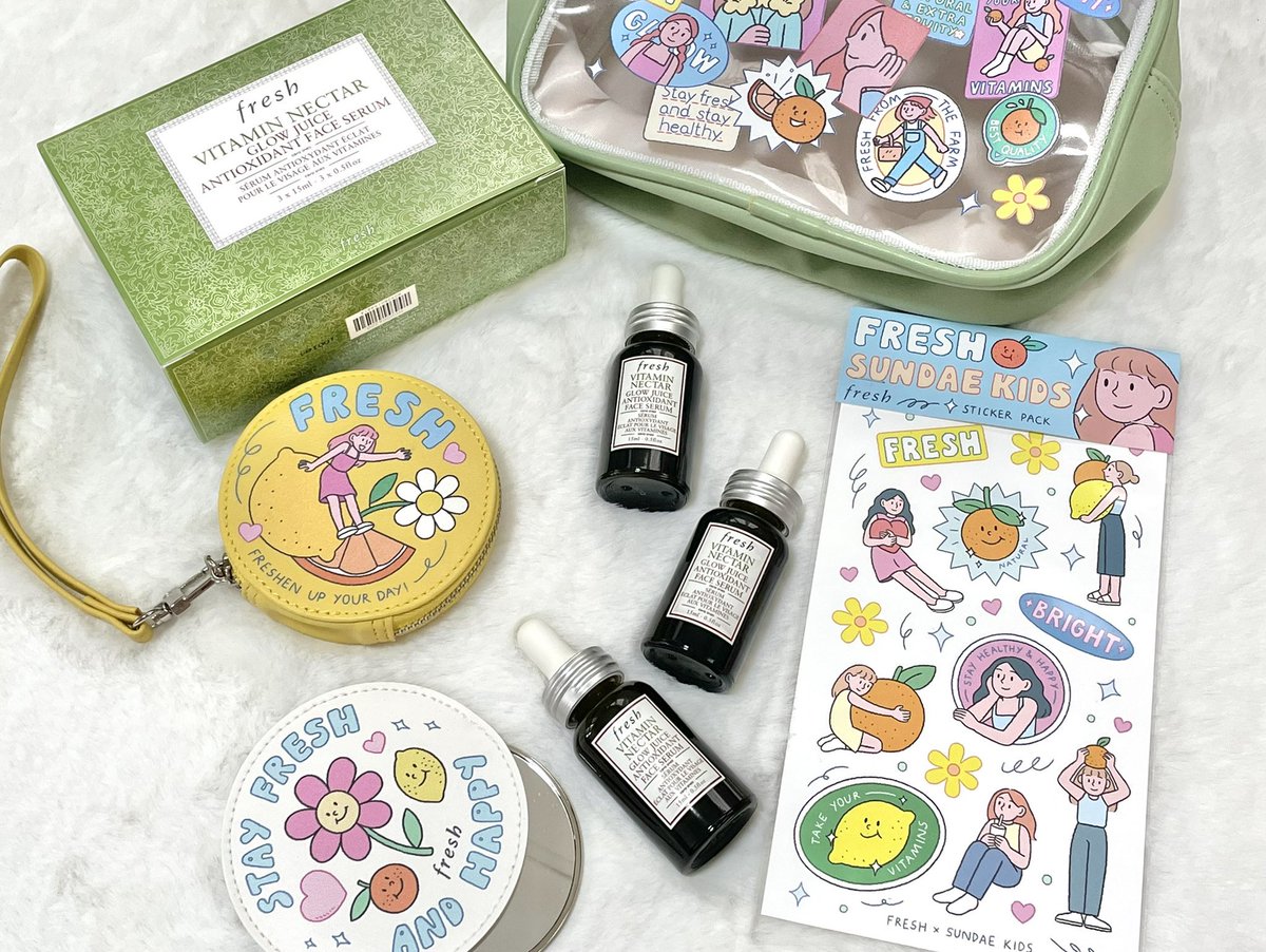 itsopalnaaa's tweet photo. ของแถมคอลนี้คือน่าร้าาาก ✨ช้อป Fresh Vitamin Nectar Serum แพ็ค 3 ขวด (2,950) ที่เคาน์เตอร์ Fresh & Line@ รับกระเป๋า Fresh x Sundae Kids Skincare Pouch ปุ๊กปิ๊กไปเลย น้องเซรั่มคือดีน้า เป็นวิตามินรวมบำรุงผิว ให้ผิวใสสุขภาพดี กลิ่นแนวซิตรัส สดชื่น 🍊✨🍋
#MyFreshBoost #FreshLoveTH https://t.co/aGJRNjBCRF