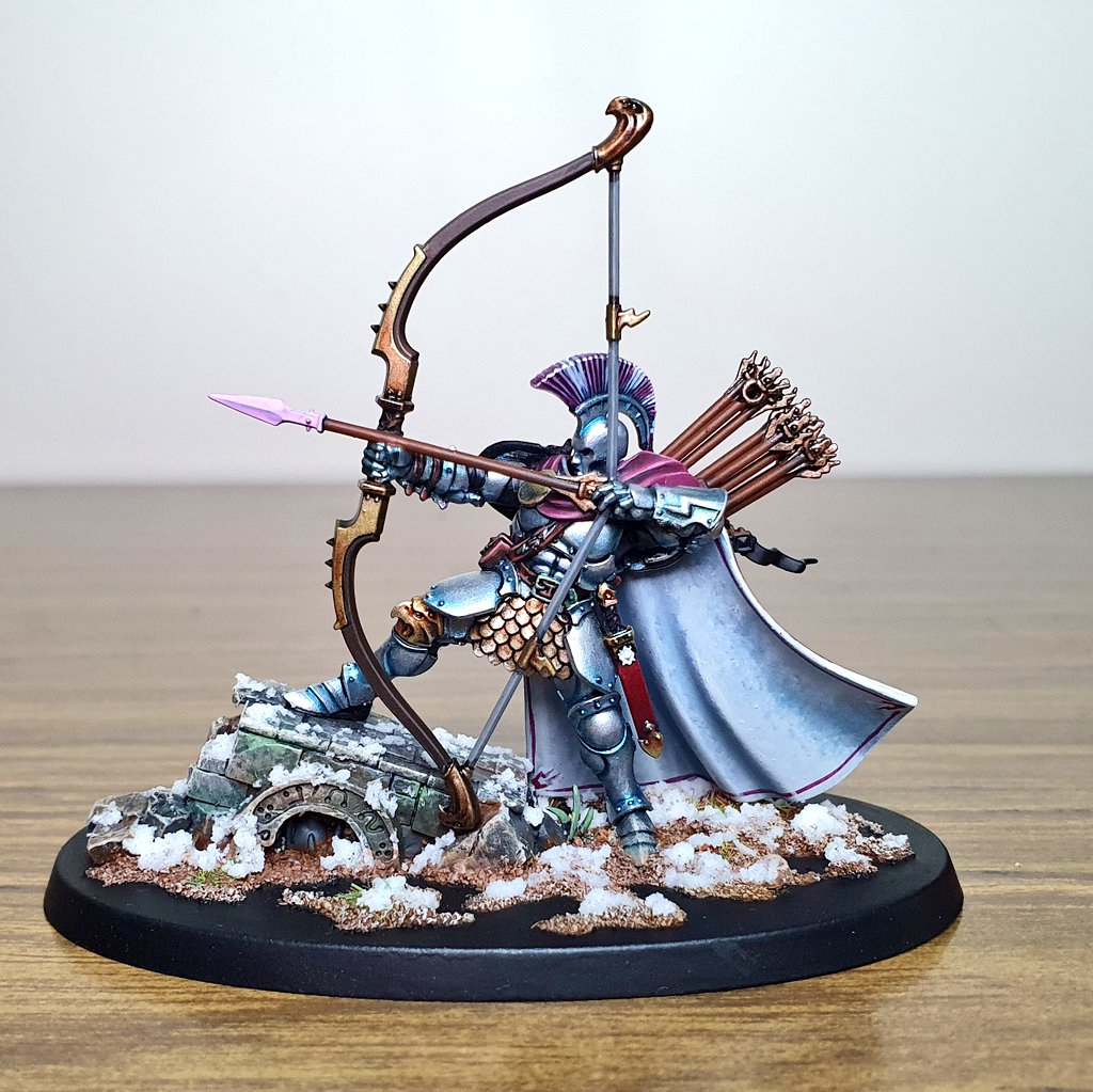 dave_the_chin's tweet photo. For #WIPWednesday I'm almost finished working on the #knightjudicator for my Hallowed Knights. Just the shoulder pad and quiver left, then have to decide if I'll commit to the OSL. Thank god for photoshop! 🤣
#WarhammerCommunity #PaintingWarhammer #ageofsigmar https://t.co/wmDvye8GGb