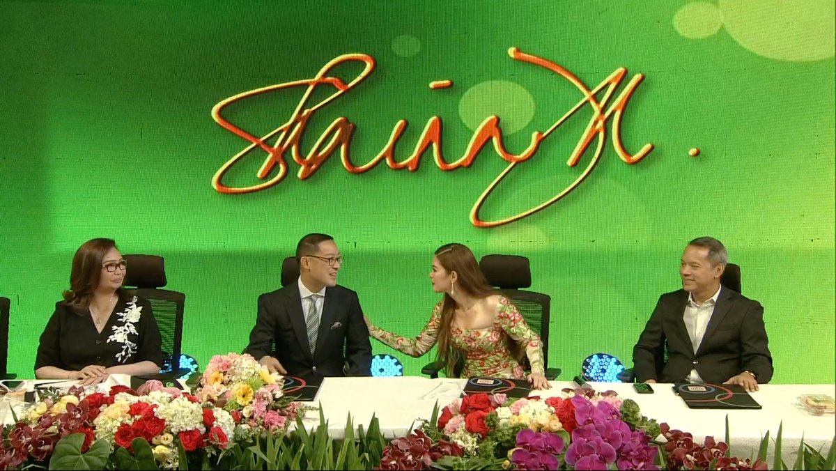 ChakapusoPH's tweet image. Sa loob ng 25 taon, hindi iniwan at binitawan ni Shaina Magdayao ang Kapamilya Network, at ngayon ay muli itong pumirma ng kontrata sa kanyang nag-iisang tahanan, ang ABS-CBN.

#KapamilyaStrong2022