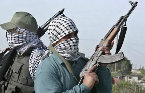 SaharaReporters's tweet photo. Gunmen Take Over Anambra Highway, Unleash Terror On Motorists, Residents | Sahara Reporters https://t.co/Lzrqbma1vi https://t.co/lM6L6bWlAW