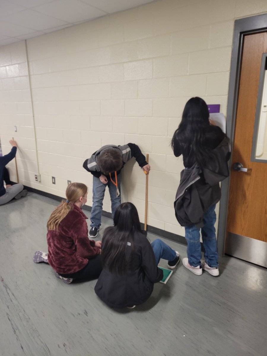 MrsRood204's tweet photo. Collecting data! #barrmiddle #cca #cpm https://t.co/ovrSgUPIct
