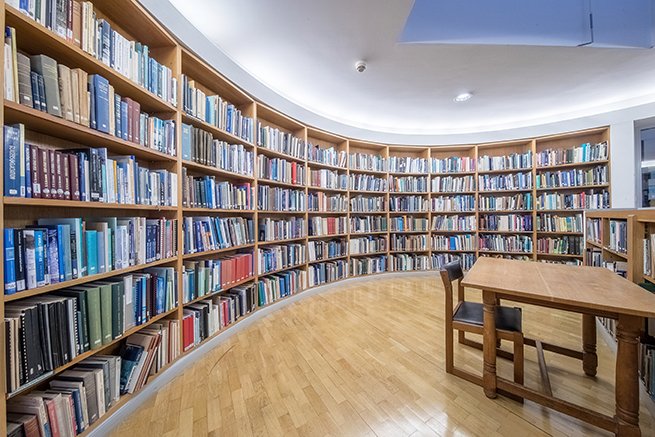 scottpolar's tweet photo. Work with us!
We're recruiting a Senior Library Assistant for our polar library. Take a look at the #PolarLibrary tag for lots of past posts about what our library team get up to.
£23,487-£27,116, permanent. Deadline 9 March 2022.
https://t.co/P95XuGjzl8 https://t.co/cGb6YZHfUv