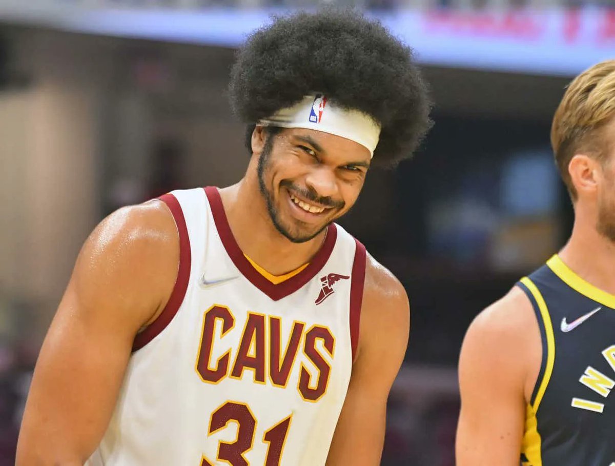 barstoolsports's tweet photo. The Cavs Kept Jarrett Allen Out Of The Group Chat Until He Got An iPhone Because They Wanted All Blue Texts https://t.co/MkqUZmeieb https://t.co/ErfGdjbXhb