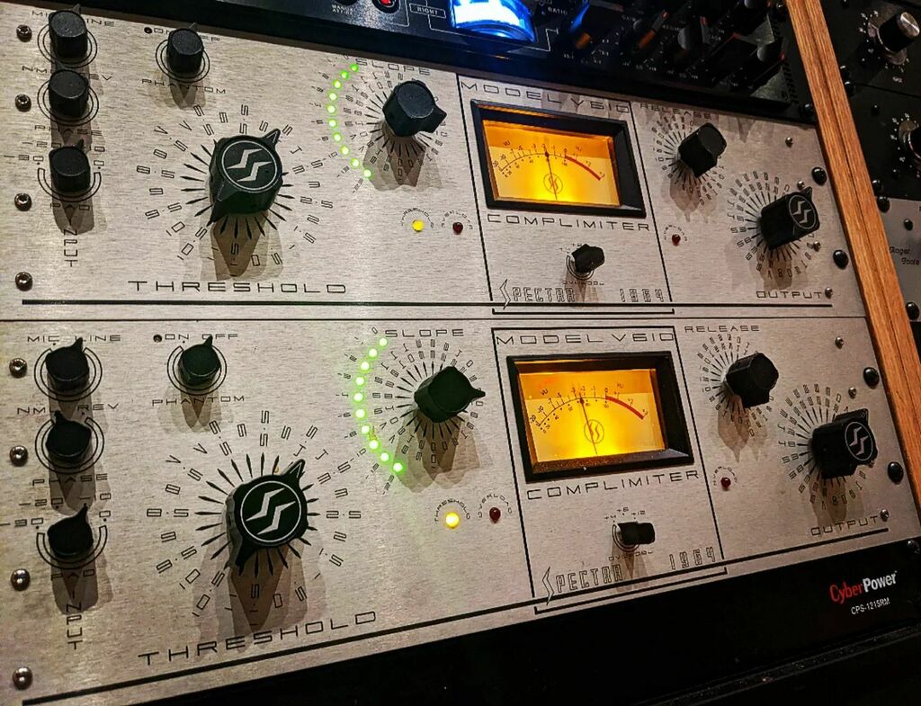 This is THE fastest limiter of all time! 🥇🔥 It was designed by rocket scientists. Literally. It operates fully in 180 nanoseconds - that's over 100 times faster than a single sample tick at 48k. WTF. Oh also it can work above 20k? Why!? And it has an… instagr.am/p/CaUz_y5r3tV/