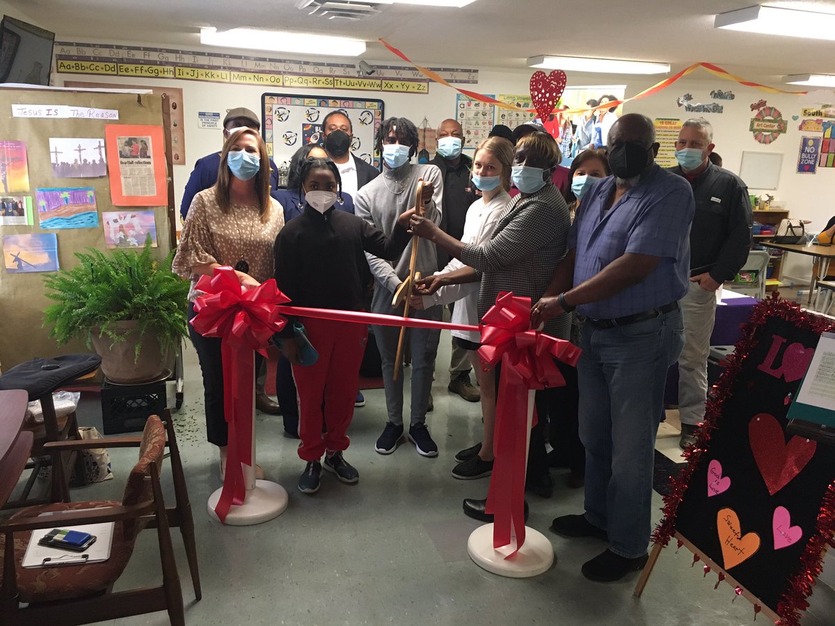 AnsonEDP's tweet photo. This morning, AnsonEDP participated in the ribbon cutting for the new Centralina NextGen Services office in Burnsville. Next Gen provides workforce development programming for youth and young adults. https://t.co/GTSprF0Yun