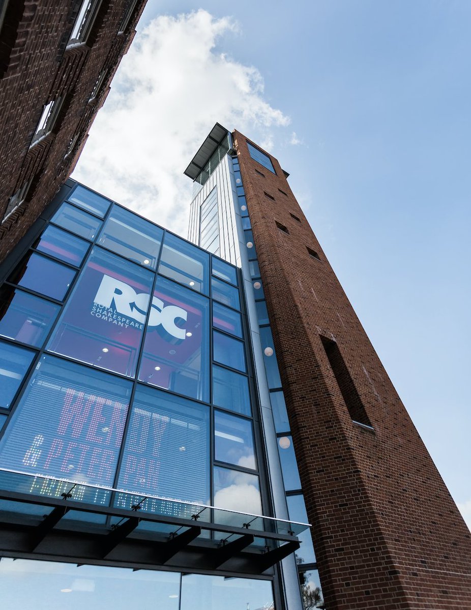 WhatsOnWarwicks's tweet photo. THEY'RE BACK: @TheRSC’s popular Theatre Tours in Stratford-upon-Avon will resume from Saturday 30 April. 🎭

More: https://t.co/3iin1KsCUr https://t.co/PGq4sUqGoB