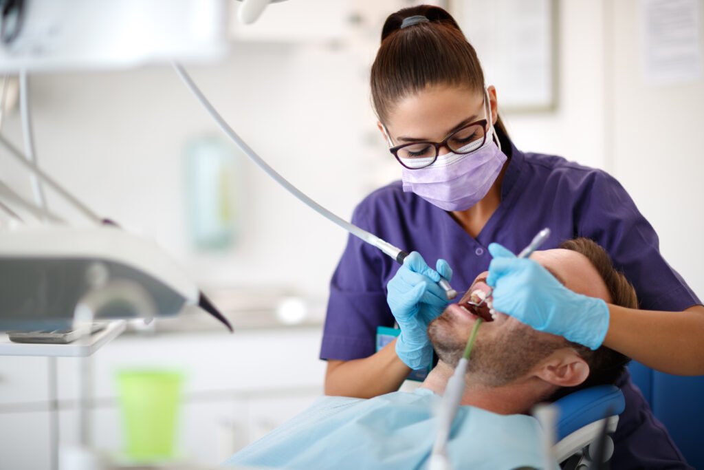 ChoiceNpt's tweet photo. 9 Types of Dentists (Which One Do You Need?) | NewMouth
"From basic dental exams to restorative treatments, learn about the common types of dentistry offered today. Prepare for your next visit." #dentists #dentistry #dentalhealth #dentalcare https://t.co/34snrE5mm5 https://t.co/VLPHumRhr5
