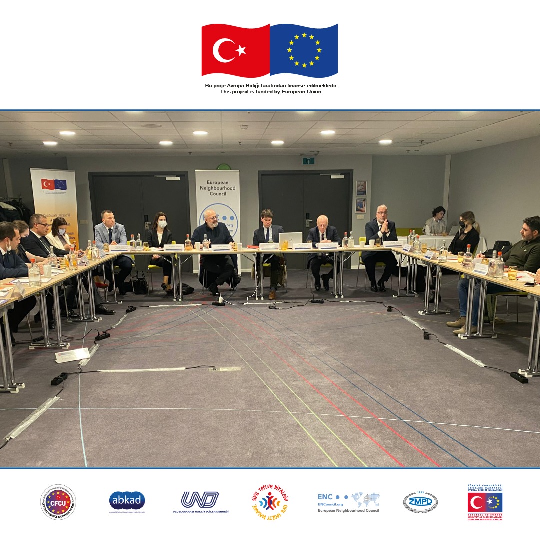 Anadolu Ajansı ve İhlas Haber Ajansı Brüksel temsilcilerinin katılımları ile gerçekleşen basın toplantısı ile Türkiye’nin karayolu taşımacılığında ilerlemeleri ve Türkiye olarak Avrupa Birliği’nden beklentilerimiz Avrupalı basın kuruluşları ile de paylaşılmak üzere aktarılmıştır.