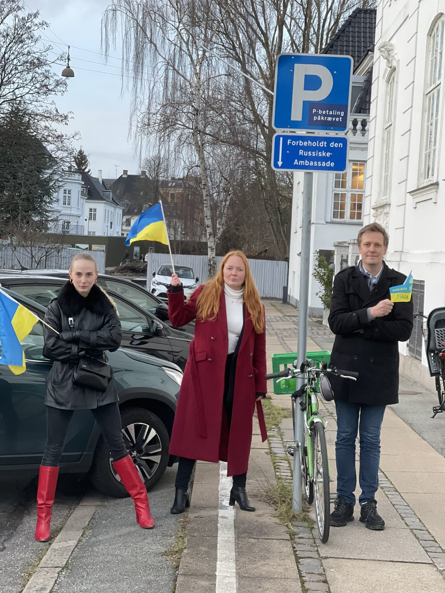 CilleEgholm's tweet photo. Vi annekterer Ruslands p-pladser.

#StandWithUkrain https://t.co/A414nX3qiT