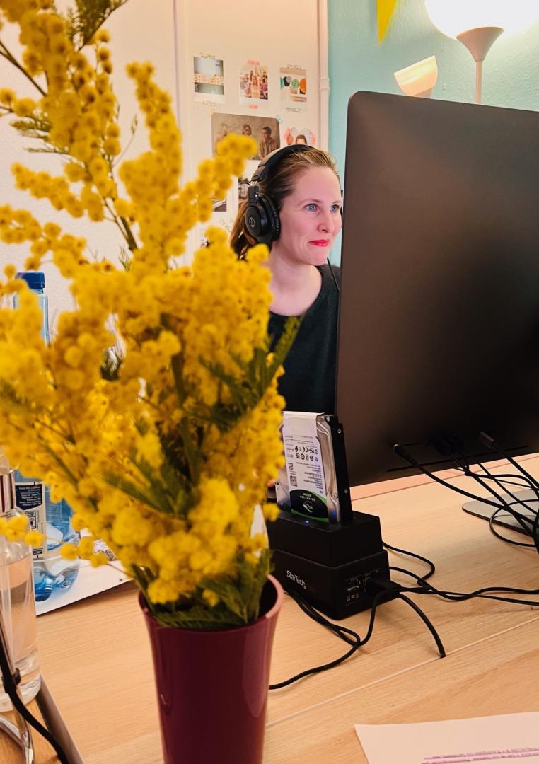 ArekipaProd's tweet photo. Quand une jolie personne décide d'embellir notre journée !🌼
👉#mimosa pour les filles 😊

𝙃𝙖𝙥𝙥𝙮 𝙪𝙨 !

#arekipa #arekipaarod #teamarekipa #mimosa #fleurs #happy https://t.co/tz5dp3tLjK