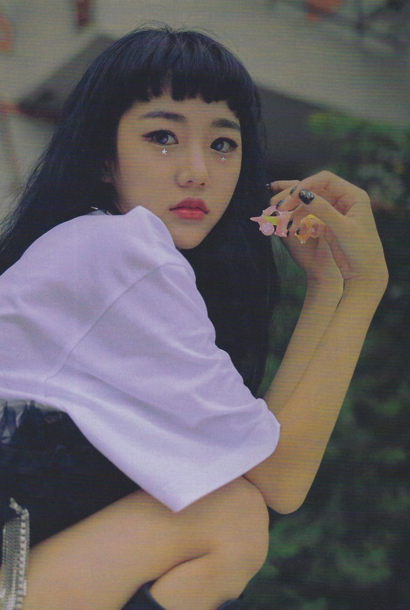 bugabooscans's tweet photo. [ bugAboo ] album scans
page 58 - 61 | eunchae

#버가부 #은채 https://t.co/lhaIlqgqti