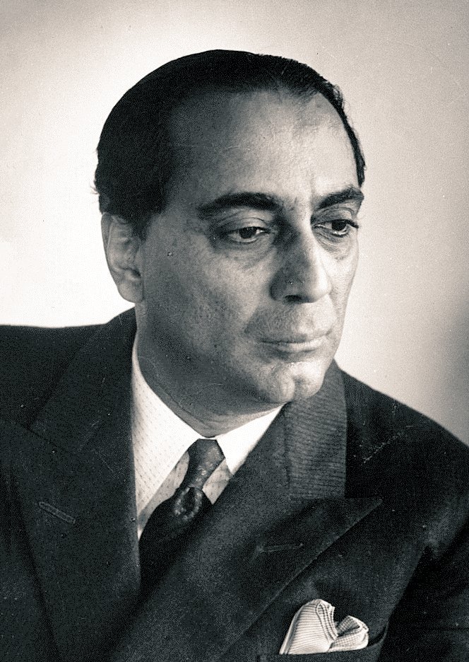 IndiaHistorypic's tweet photo. Homi . J. Bhabha , Father of India's Nuclear Programme  .

He Never Got Bharat Ratna Award But He Is Bharat Ratna In True Sense https://t.co/D2dfbCTi2u