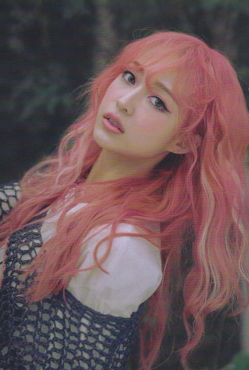 bugabooscans's tweet photo. [ bugAboo ] album scans
page 62 - 65 | yoona

#버가부 #유우나 https://t.co/KmlaSU4LpY