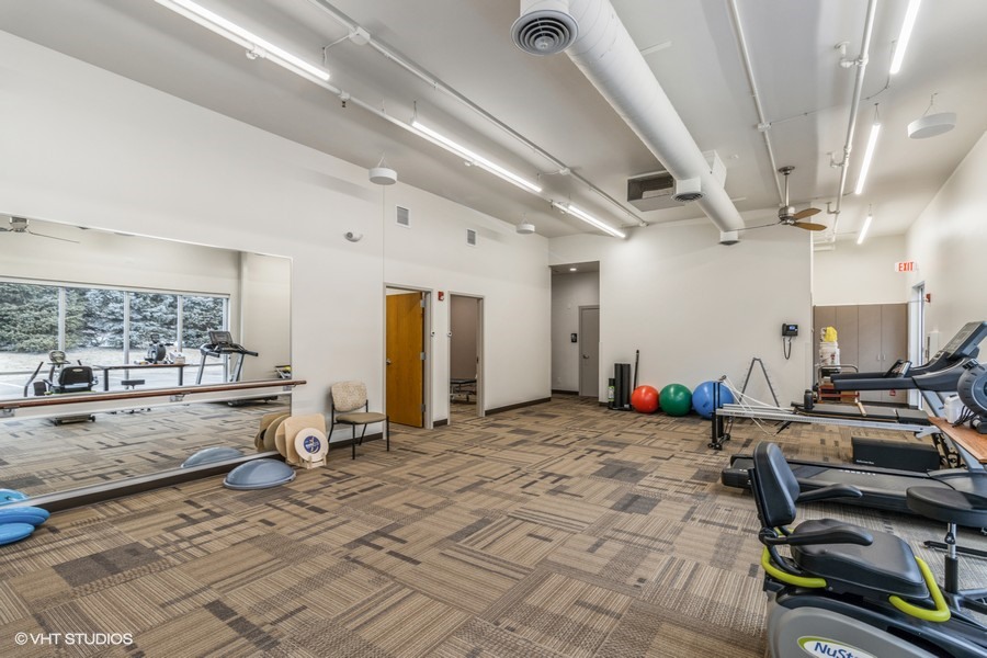 TheIowaClinic's tweet photo. We are excited to celebrate the opening of The Iowa Clinic Physical Therapy – Johnston today! The Clinic offers three PTs who are now accepting new patients, including self-referrals. Call 515.875.9706 or visit our website to schedule your appointment.
https://t.co/vTitlBRdJh https://t.co/siyhy1FpcX