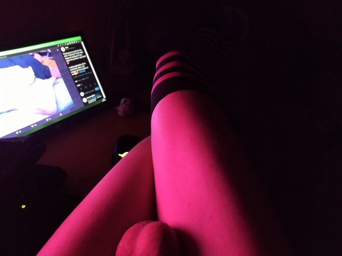 1 pic. Back to cute boys again.
#Femboy #Gay #NSFW #Porn #Crossdressing #Cute #Horny #Lewd #Girly #Bed