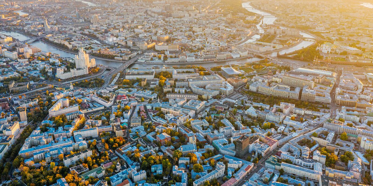 Secrets of Yaroslavsky railway station and hidden zoo: Moscow guides on their favorite places in the city

url.mos.ru/4w8-xr7

#Moscow