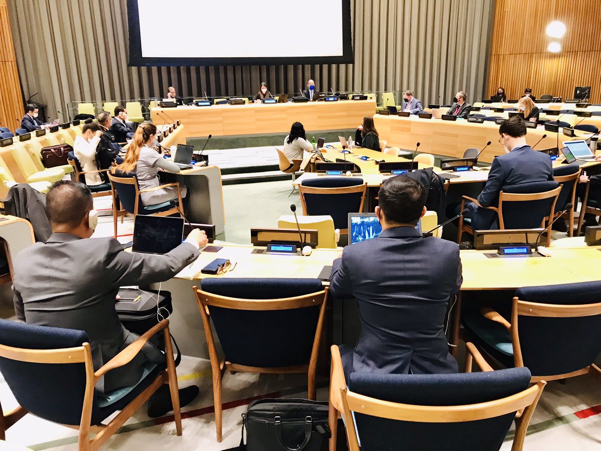 AnneSchouw1's tweet photo. @UN negotiations are not picturesque, but here we are: Meeting in-person (for the first time in two years!!) to negotiate guidelines for the implementation of @UNPeacekeeping. 

Only platform for the main financial and troop contributors to come together.

We agree on most…... https://t.co/Hj0aEixfwv