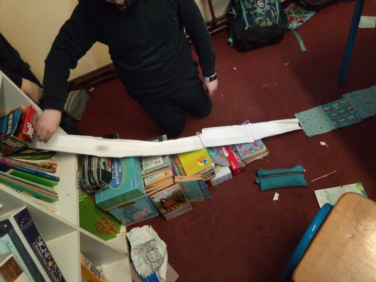 SsPeterPaulNS1's tweet photo. Investigating forces with marble runs! #Science #midtermfun #straidens https://t.co/7qpA2GI4Ut