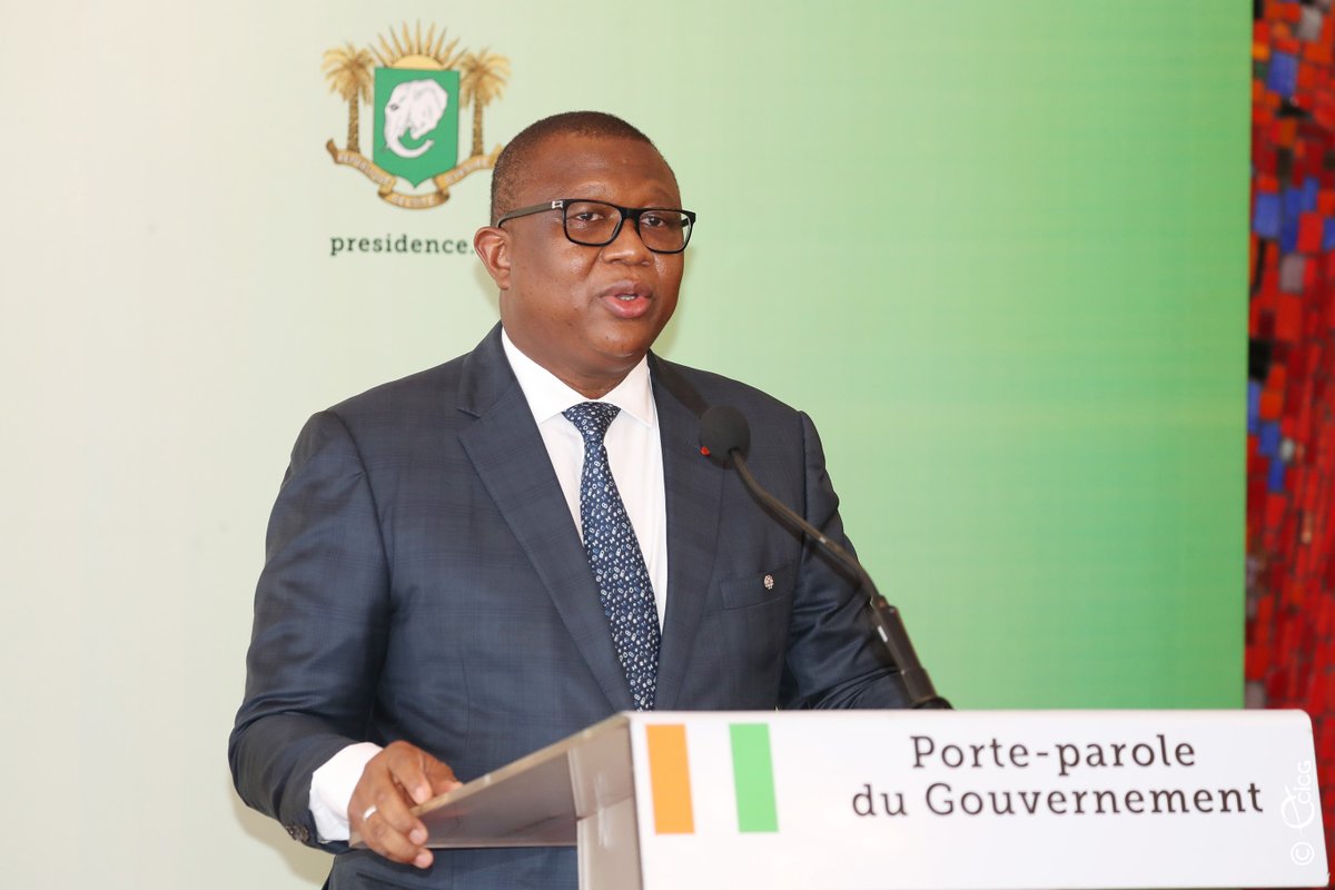 Gouvciofficiel's tweet photo. Conseil des ministres : Le Gouvernement annonce la création de l'Agence de Promotion des Exportations, en remplacement de l'#APEXCI (Porte parole du Gouvernement)
#CICG #GouvCI
#ConseilDesMinistresCI
@Presidenceci
@primatureci
@PPGouvCI https://t.co/oqcMxMU9Qt