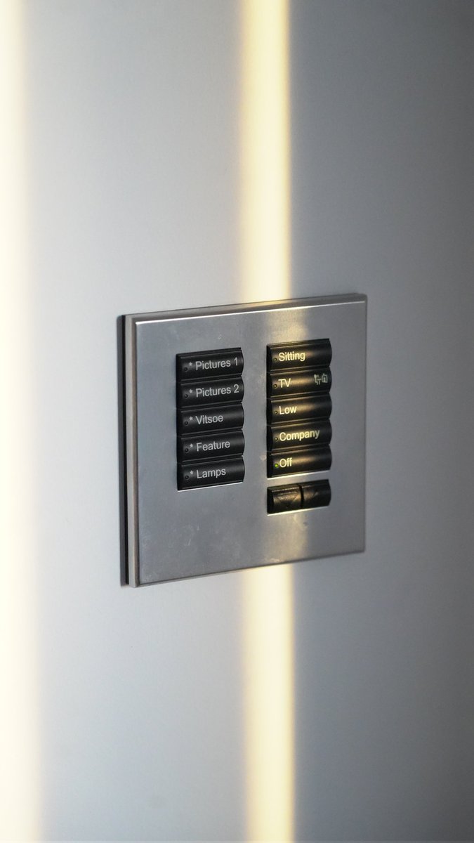 brightboxuk's tweet photo. Integrating a lighting control system in your home can give you the ability to regulate the level and quality of light in a space. Controlling light in this way can enhance the experience and help to save energy by using light when it is needed most. https://t.co/UFZ8BKW1Rg