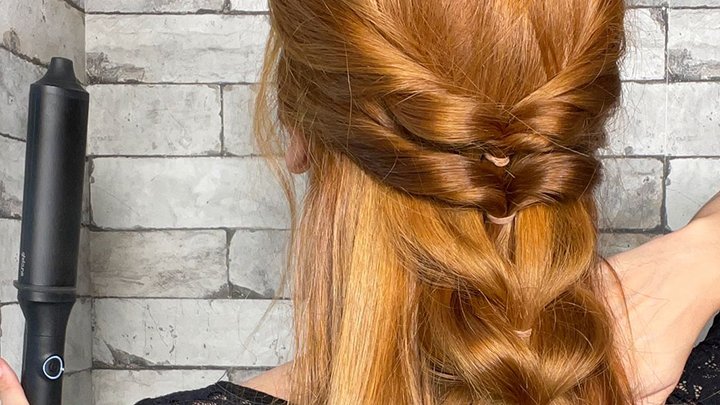 ghdspain's tweet photo. #ghdHairTutorials Patrizia Sánchez nos enseña a hacer el peinado más 🔝 de Pinterest: una trenza efecto messy con el rizador #ghdclassicwave ideal para cualquier ocasión 😍
👉 #Tutorial Messy Braid en Instagram: https://t.co/9wNpxufEoR https://t.co/3bxMRm3Qfm