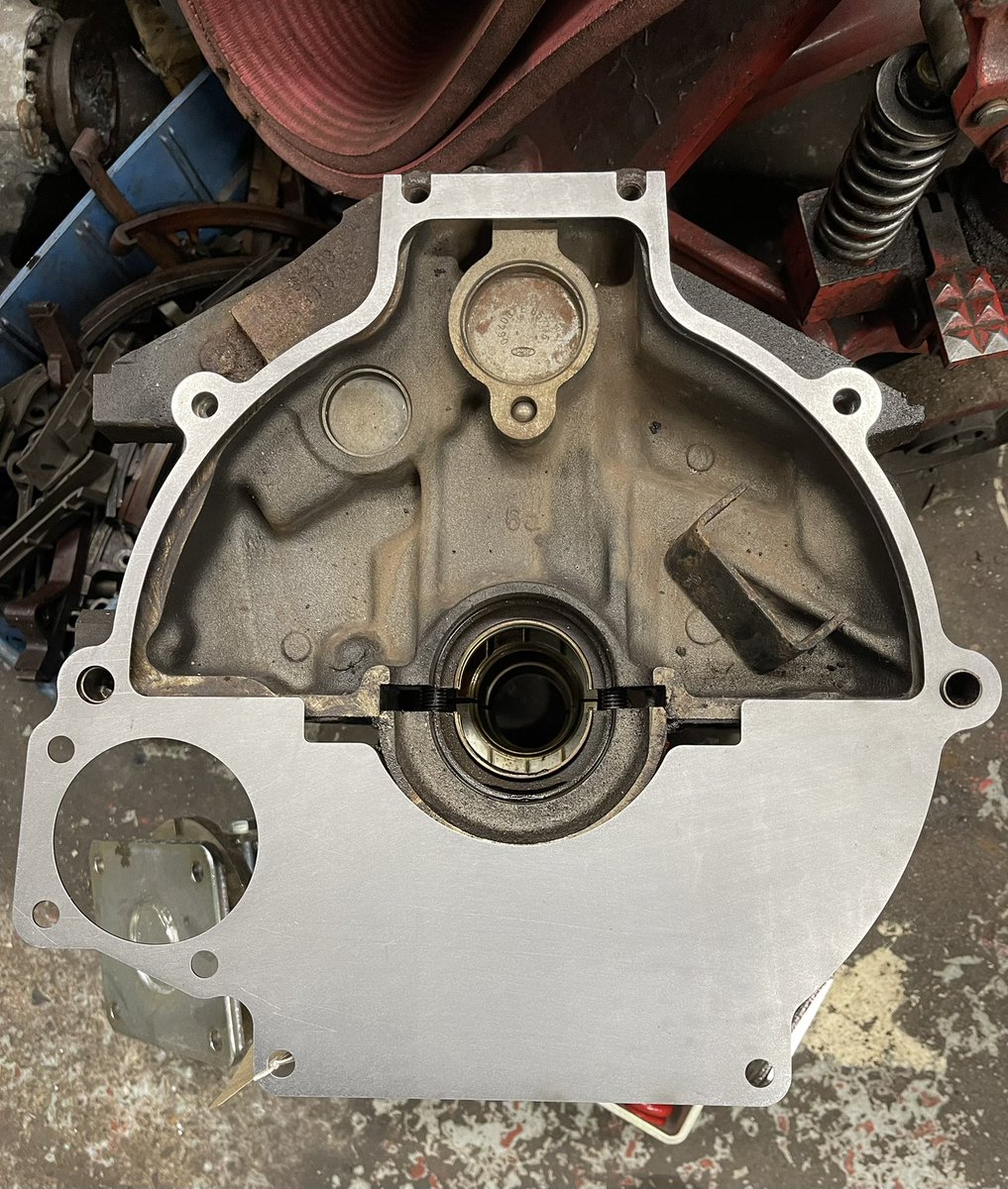 Topbossperform's tweet photo. Type 9 v6 Bell housing three bolt starter motor dust plate this for the early type 9. aluminium Bell housing plate  can be purchased in the next 14 days PM me for prices &amp;  postage￼￼￼￼ 👍😊 https://t.co/oztl4nh5kt