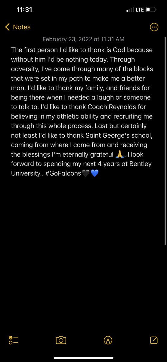 daimeingarcia's tweet photo. Officially Signed 💙🖤 #GoFalcons @SGfootballRI @FootballBentley @GoSGDragons https://t.co/OCkA4ghE5y