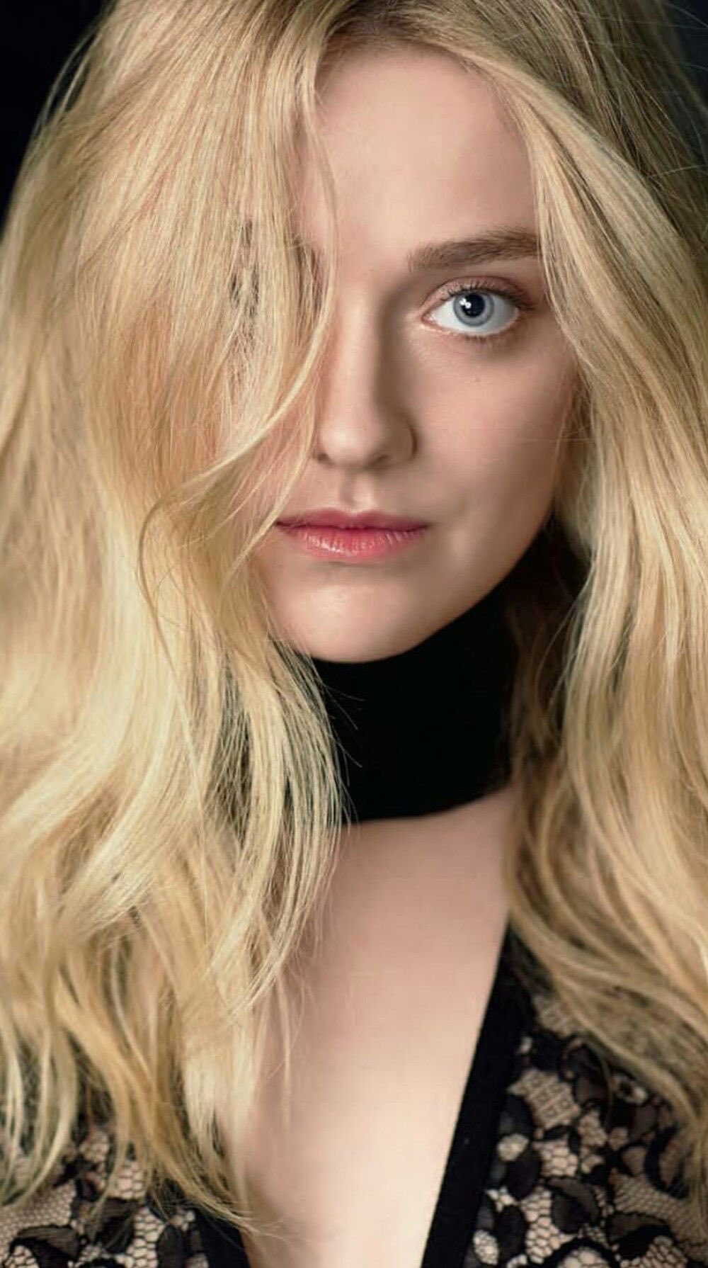 Happy 28th Birthday to Dakota Fanning!  
