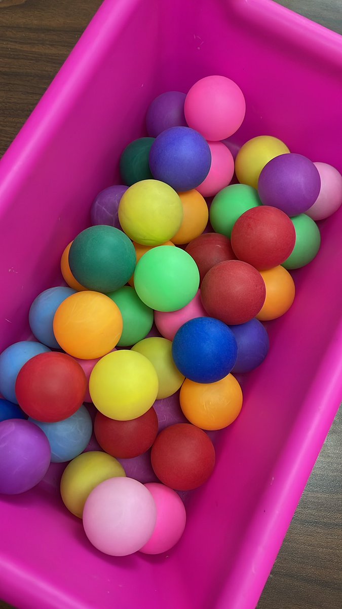 KathrynEBowden's tweet photo. Bag of ping pong balls = endless fun #indoorrecess #hoffmannhawks https://t.co/KubguO88ZD