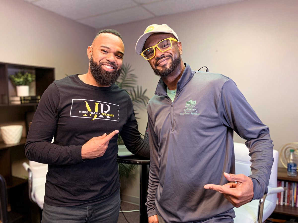 mariojradford's tweet image. Did you know that Agriculture is a trillion dollar industry?!? I surely didn’t. •
•
Check out my latest conversation with Trevor Claiborn on YouTube and whenever you listen to Podcast. 

👉🏽 youtu.be/JwRPKEGYUgk 

#uniquelydesigned